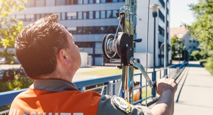 Kockum Sonics Stativ Zivilschutz mobile Sirenen