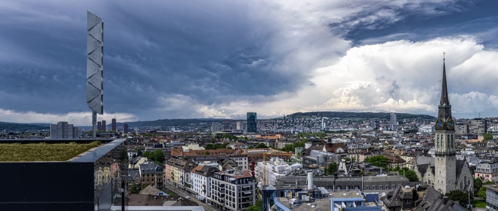 Sirene auf Flachdach Kockum Sonics Stadt Zürich