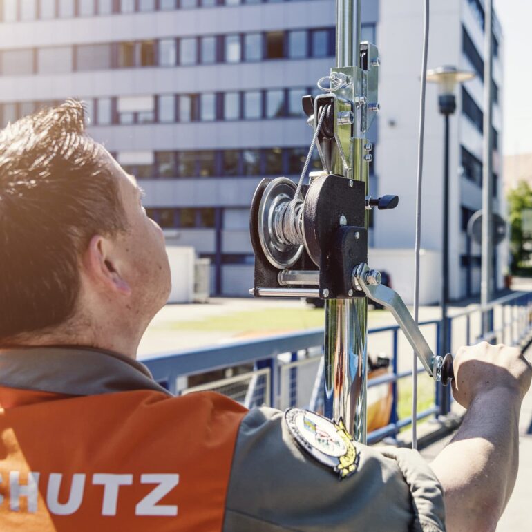 Kockum Sonics Mobile Sirene Tripod Zivilschutz